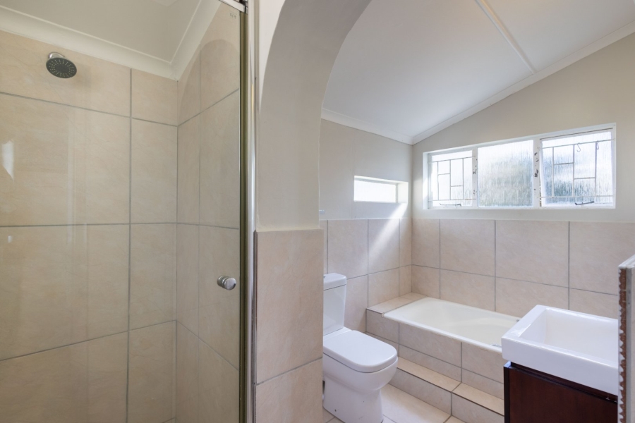 3 Bedroom Property for Sale in Upper Robberg Western Cape